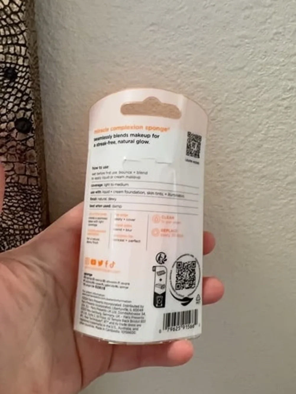 Real Techniques Miracle Complexion Sponge